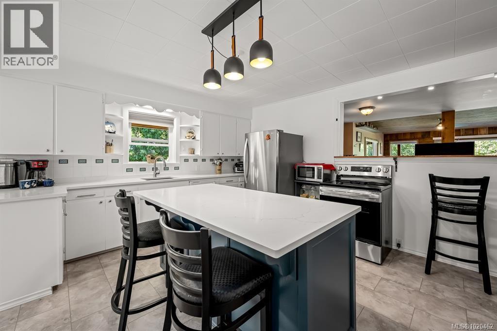 6392 Island Hwy N, Courtenay, British Columbia  V9J 1T7 - Photo 83 - 1020462