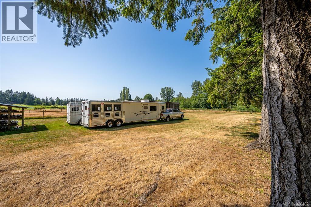 6392 Island Hwy N, Courtenay, British Columbia  V9J 1T7 - Photo 87 - 1020462