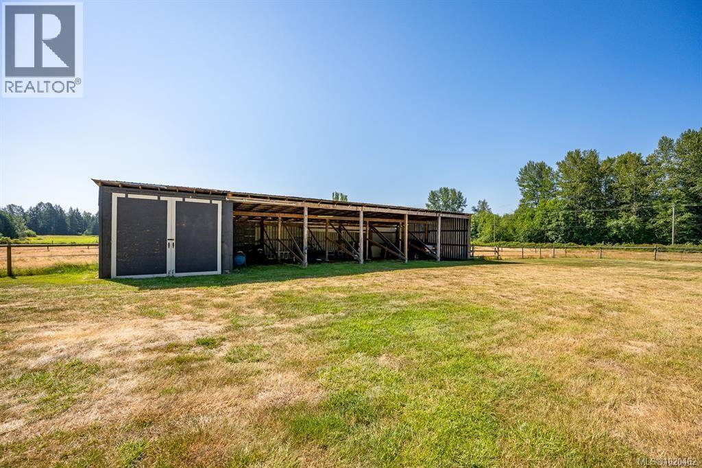6392 Island Hwy N, Courtenay, British Columbia  V9J 1T7 - Photo 94 - 1020462