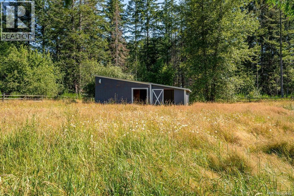 6392 Island Hwy N, Courtenay, British Columbia  V9J 1T7 - Photo 84 - 1020462