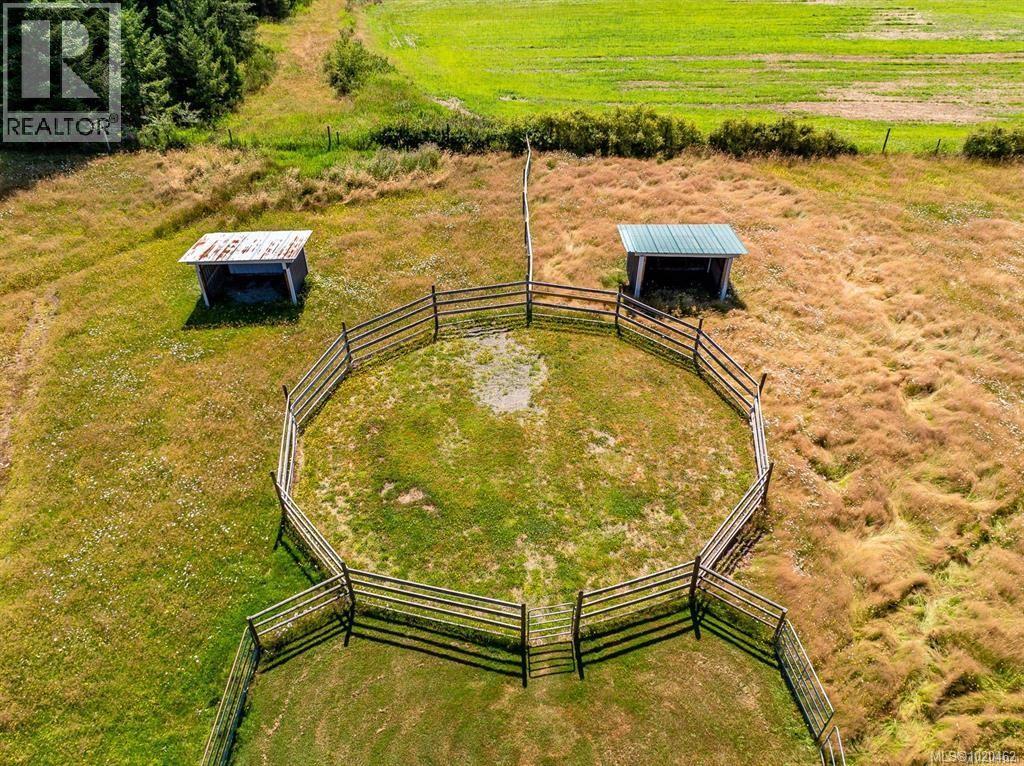 6392 Island Hwy N, Courtenay, British Columbia  V9J 1T7 - Photo 85 - 1020462