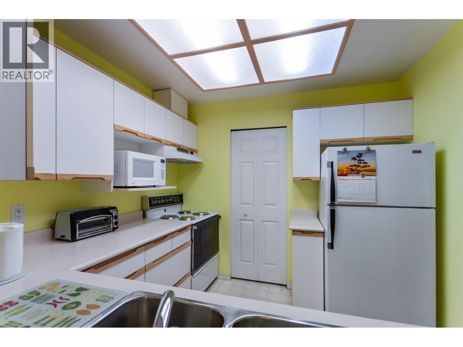 406 6820 Rumble Street, Burnaby, British Columbia  V5E 4H9 - Photo 9 - R3067276