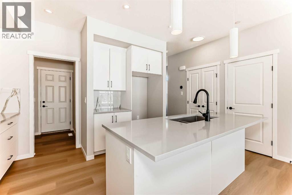 34 Hotchkiss Row Se, Calgary, Alberta  T3S 0J5 - Photo 9 - A2204993