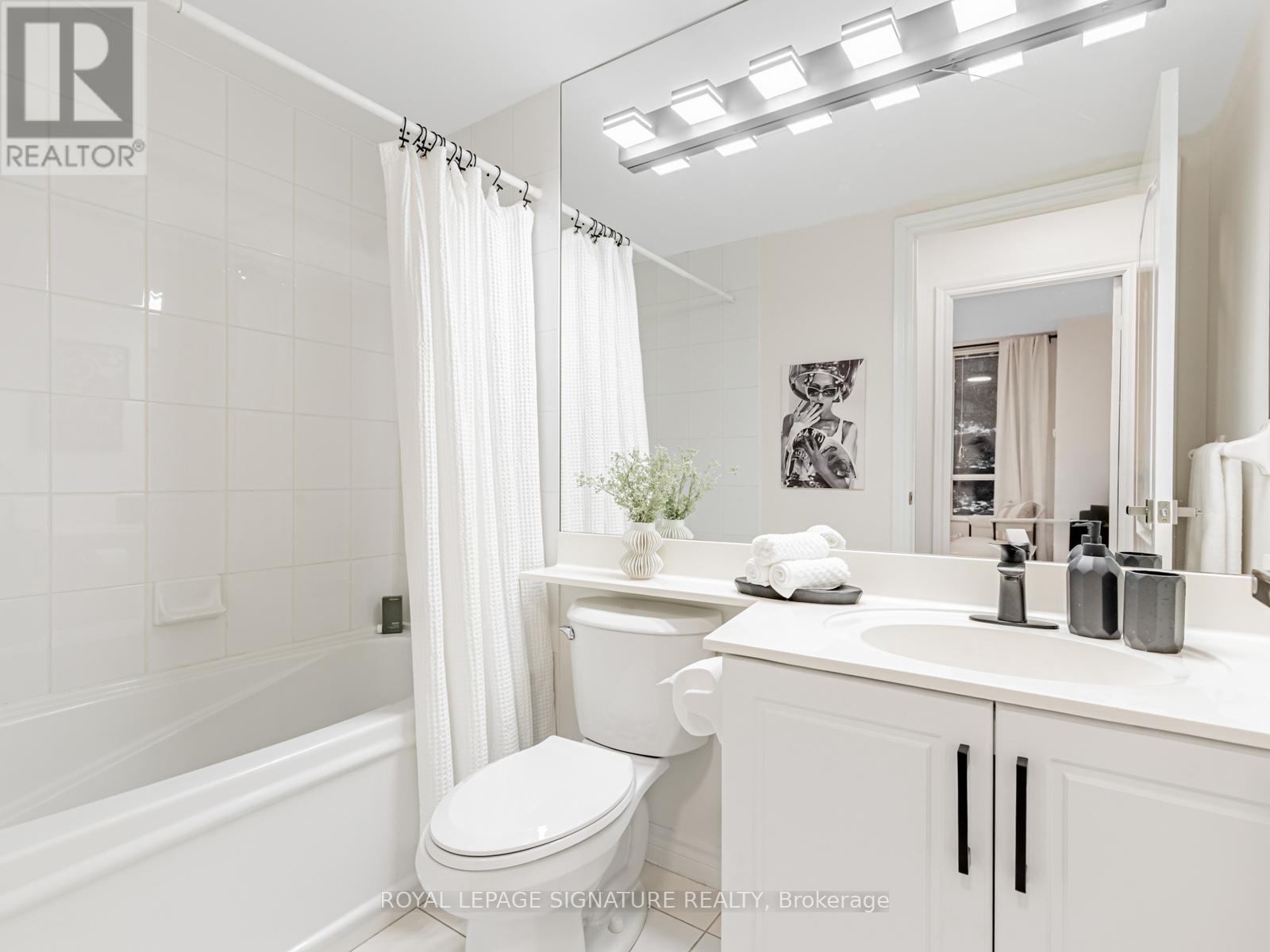 219 - 28 William Carson Crescent, Toronto, Ontario  M2P 2H1 - Photo 22 - C12543388