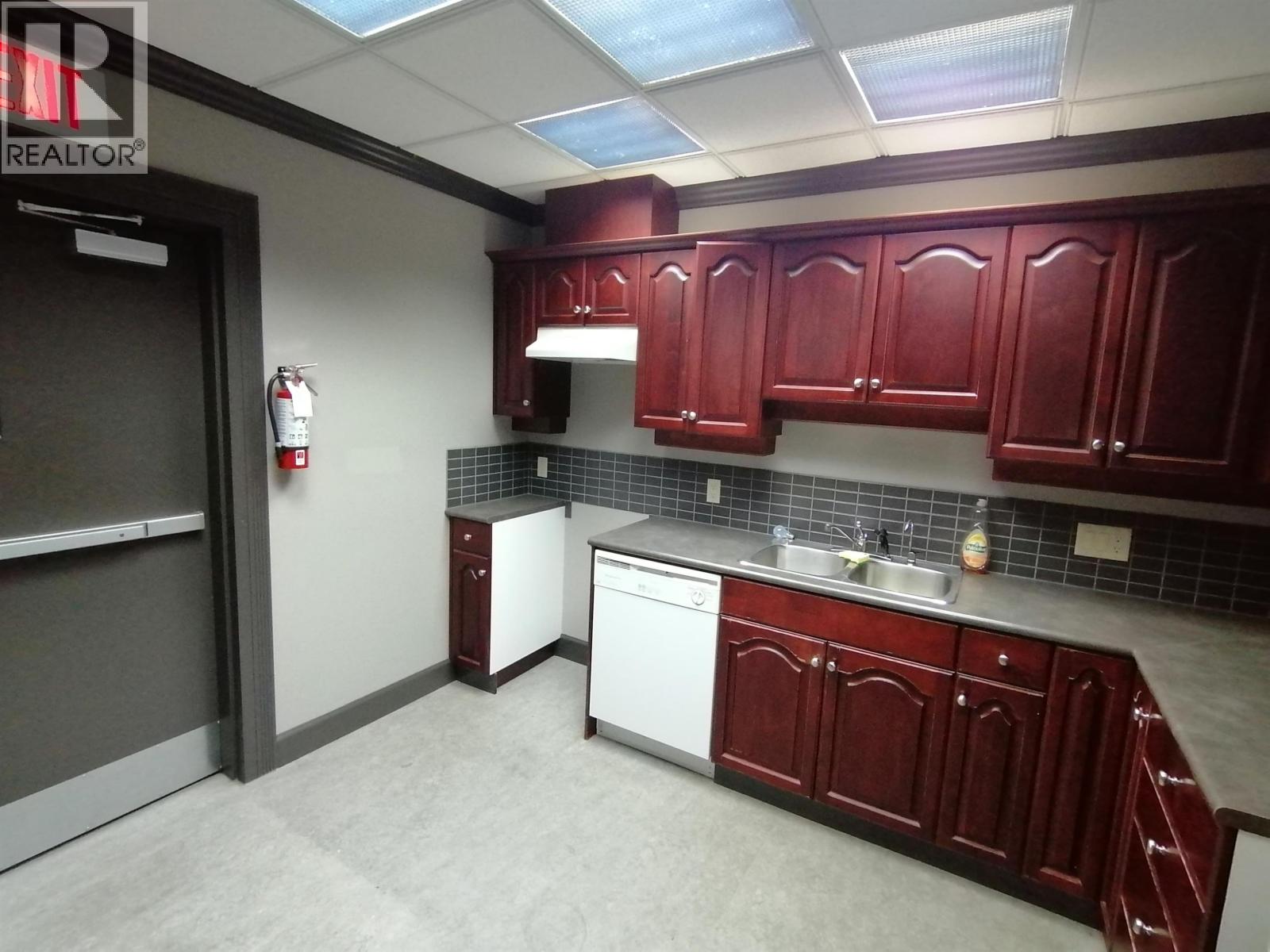 100 6660 Graybar, Richmond, British Columbia  V6W 1H9 - Photo 8 - C8073771