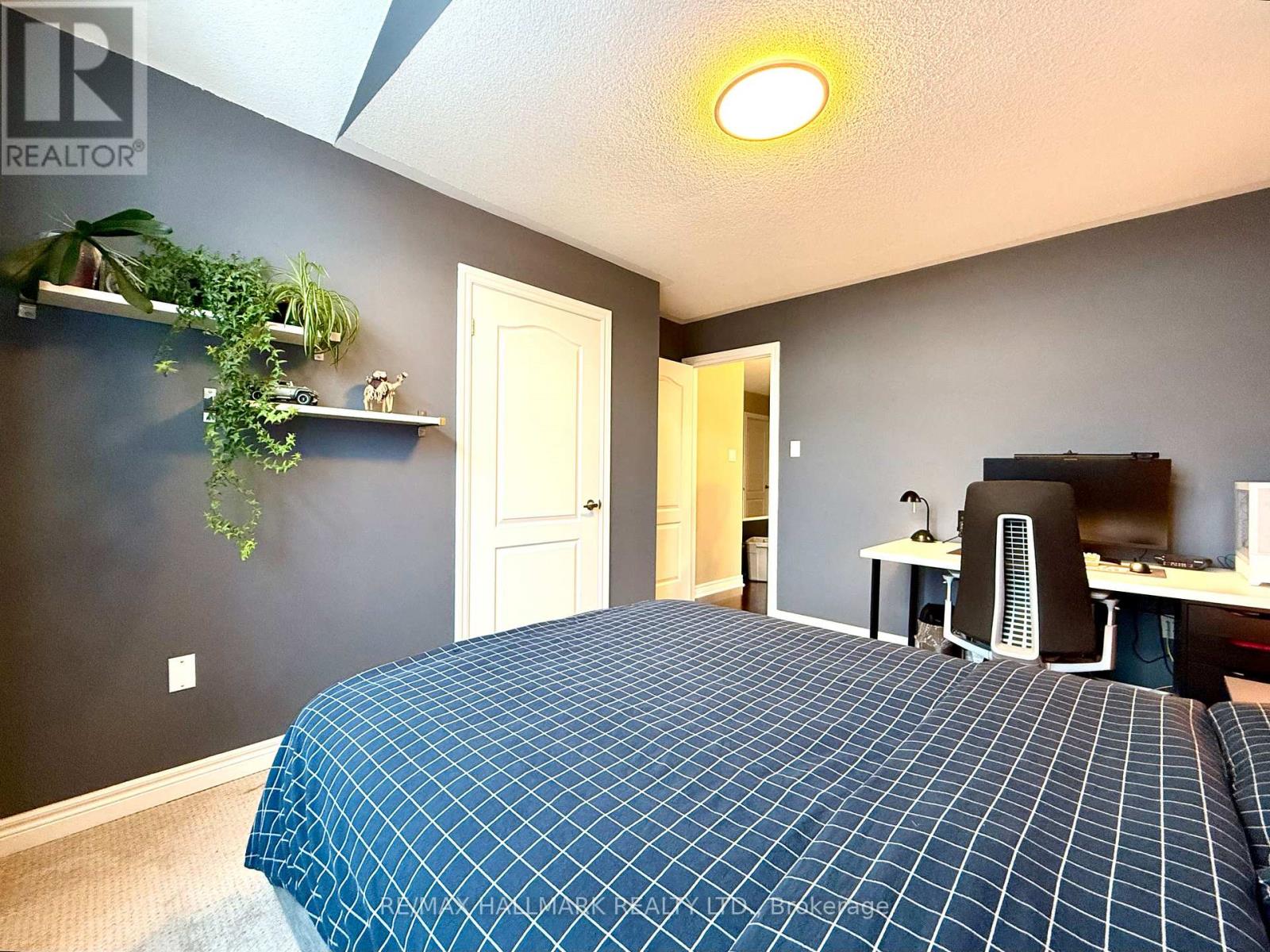 242 Karl Rose Trail, Newmarket, Ontario  L3X 3J2 - Photo 26 - N12542264