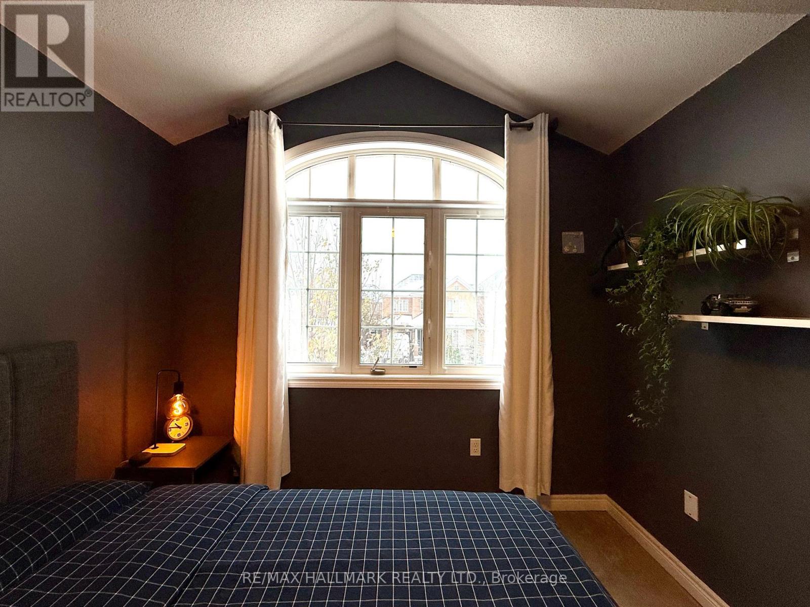 242 Karl Rose Trail, Newmarket, Ontario  L3X 3J2 - Photo 27 - N12542264