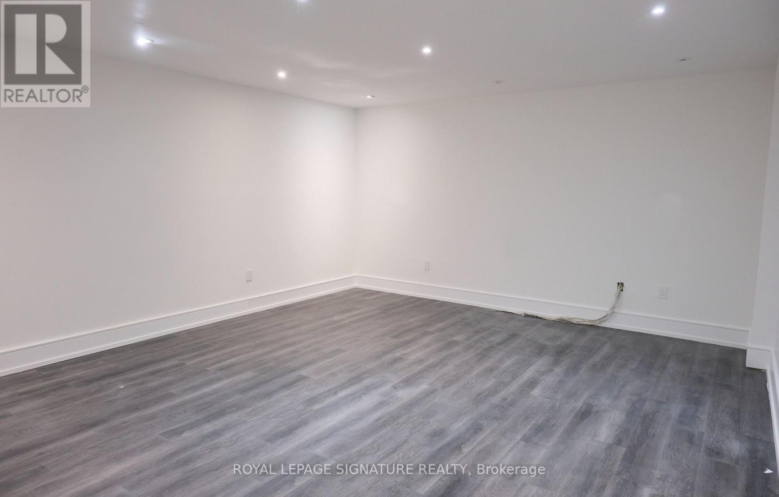 365 Jumna Avenue, Mississauga, Ontario  L5G 1Y5 - Photo 48 - W12539056