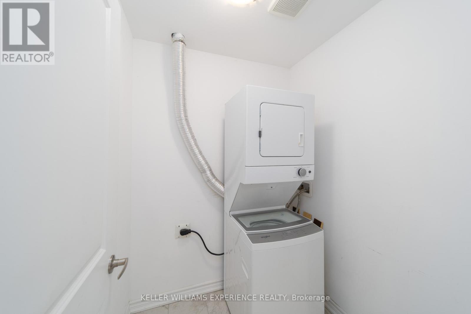 25 Tobias Lane, Barrie, Ontario  L9J 0T8 - Photo 15 - S12543410