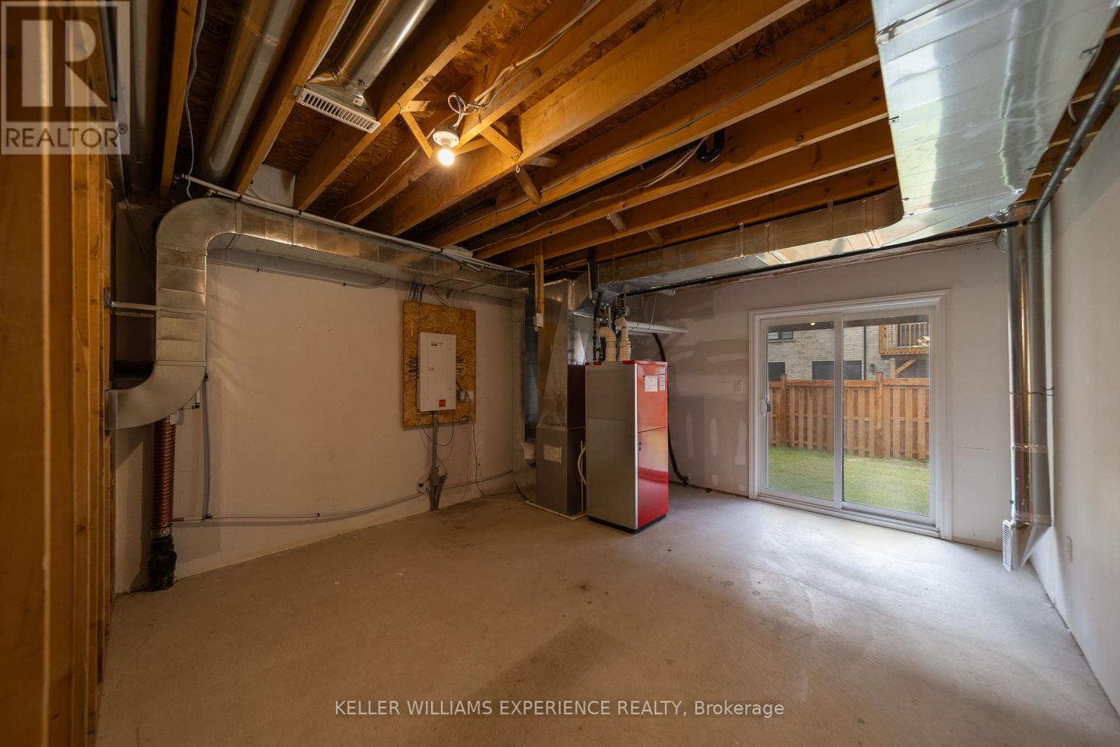 25 Tobias Lane, Barrie, Ontario  L9J 0T8 - Photo 17 - S12543410