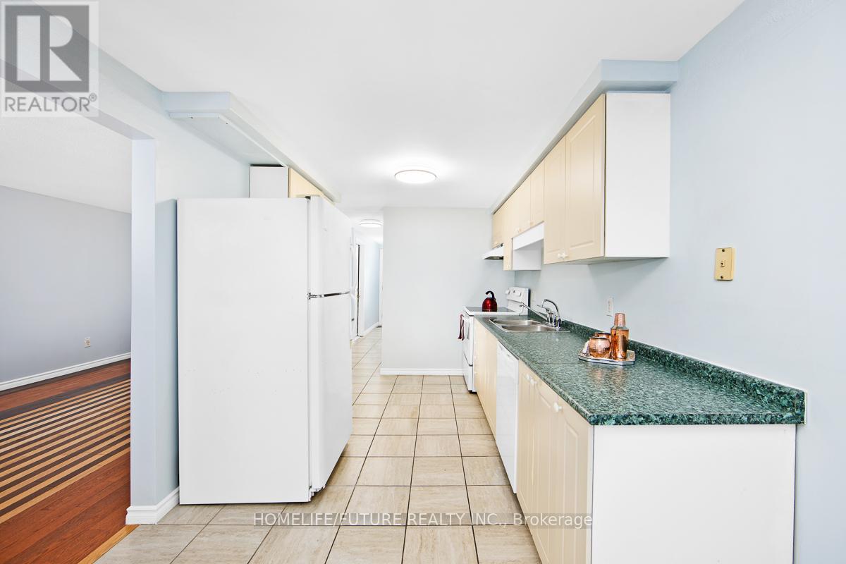 336 Sable Court, Waterloo, Ontario  N2K 3Z4 - Photo 9 - X12539334