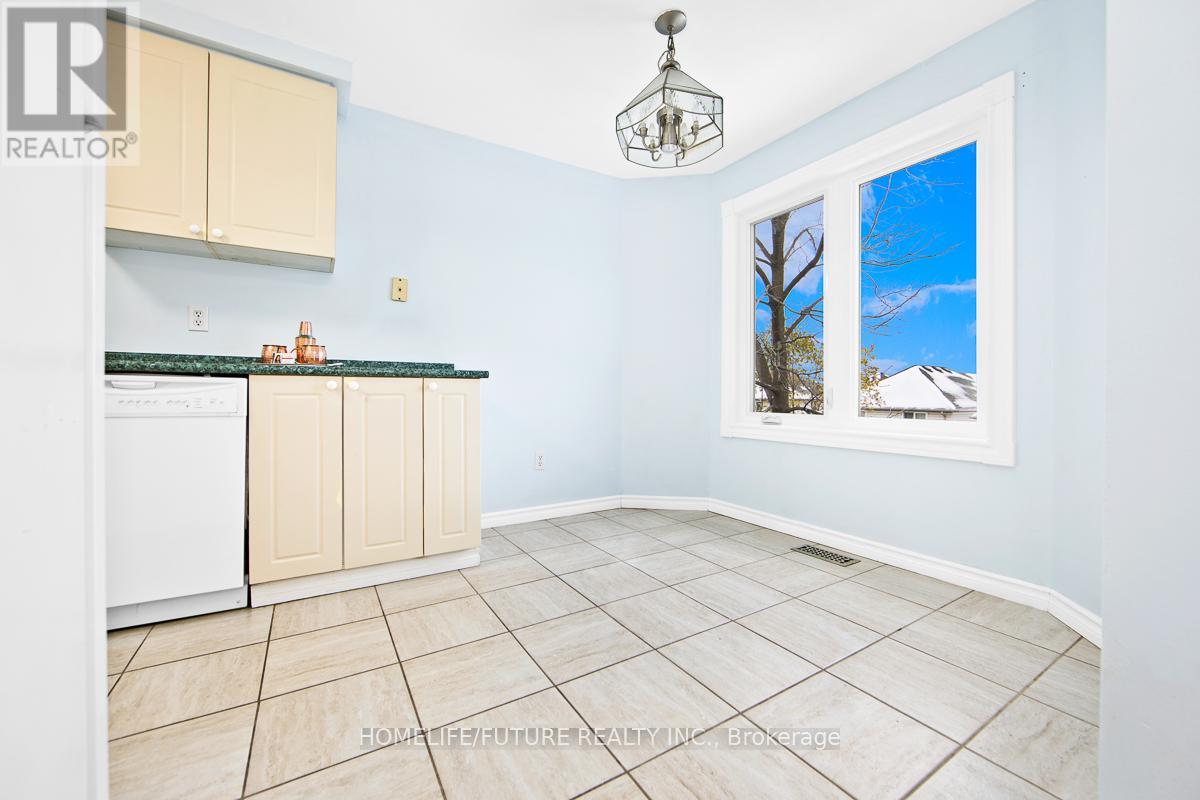 336 Sable Court, Waterloo, Ontario  N2K 3Z4 - Photo 10 - X12539334