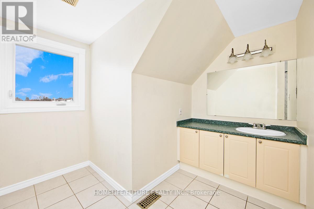 336 Sable Court, Waterloo, Ontario  N2K 3Z4 - Photo 17 - X12539334