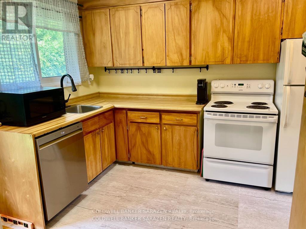 18 Stinson Avenue, Ottawa, Ontario  K2H 6N1 - Photo 5 - X12543444