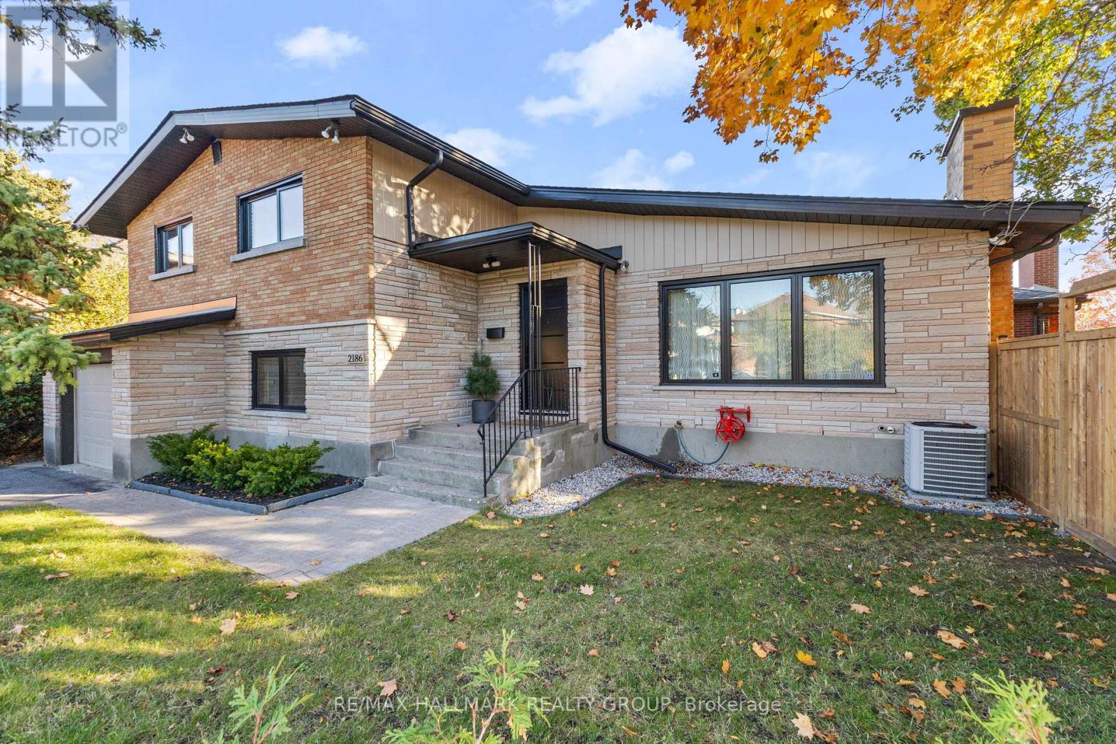 2186 LENESTER AVENUE, Ottawa, Ontario