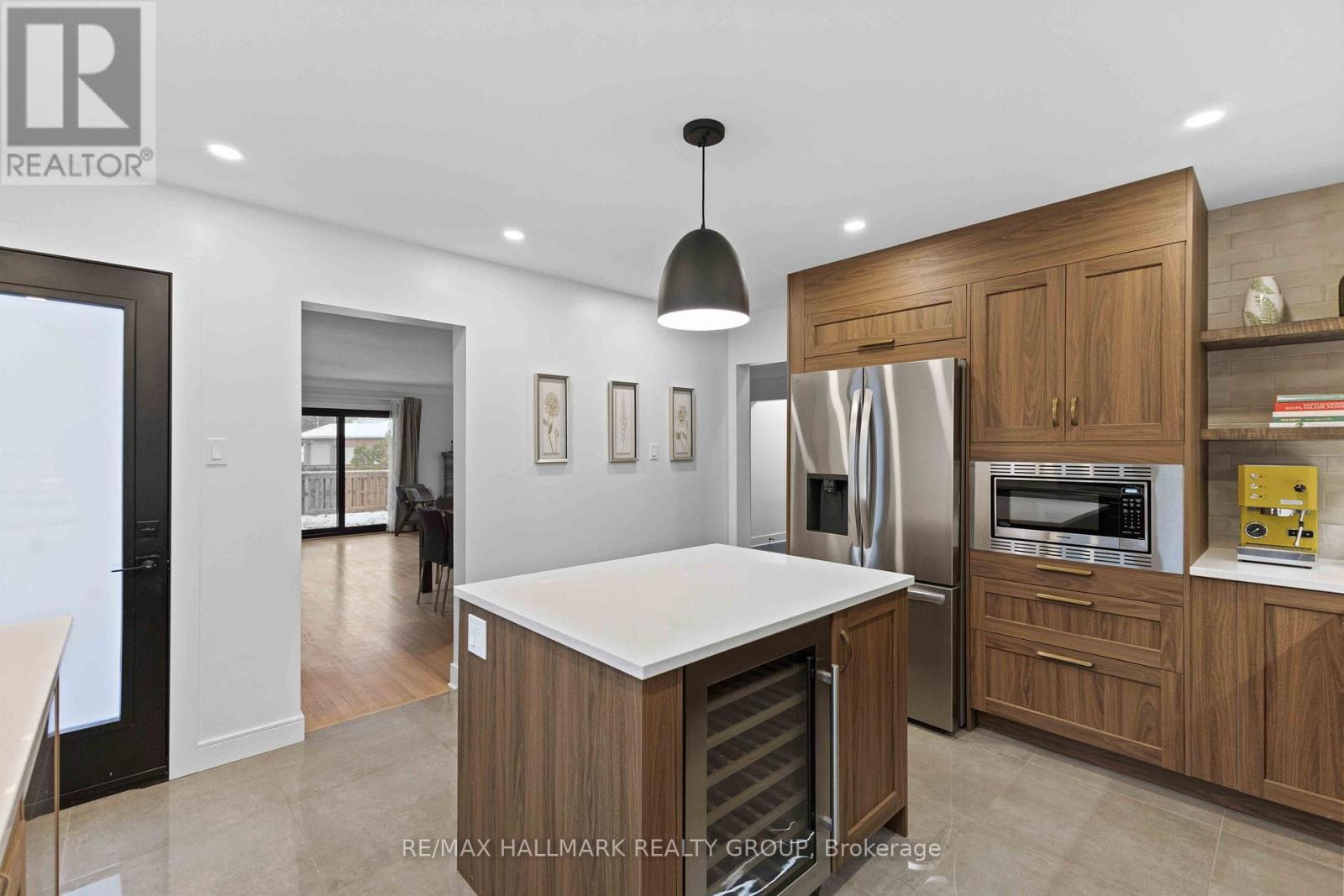 2186 Lenester Avenue, Ottawa, Ontario  K2A 1L4 - Photo 15 - X12543466