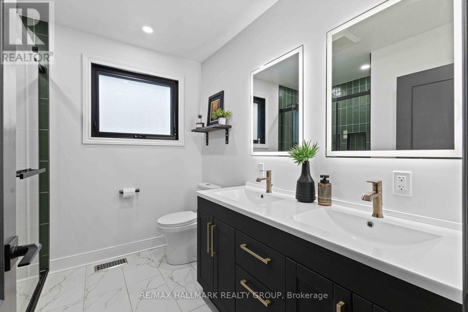 2186 Lenester Avenue, Ottawa, Ontario  K2A 1L4 - Photo 21 - X12543466