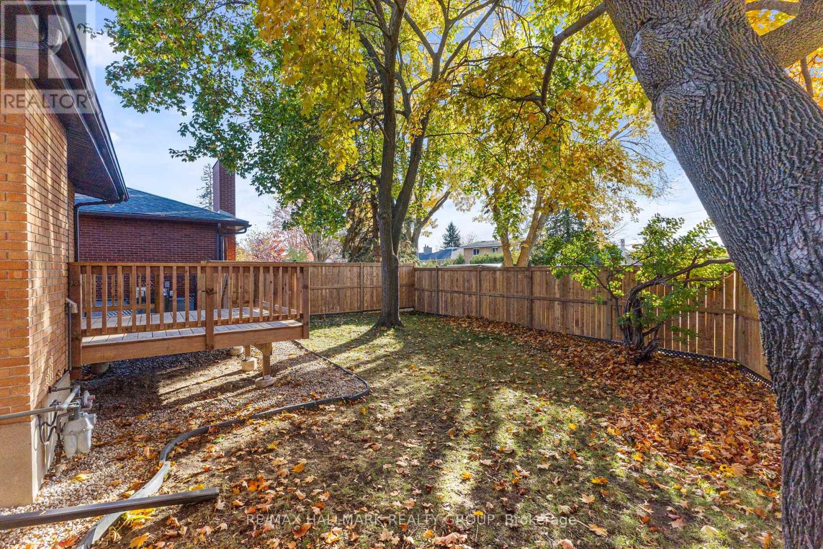 2186 Lenester Avenue, Ottawa, Ontario  K2A 1L4 - Photo 33 - X12543466