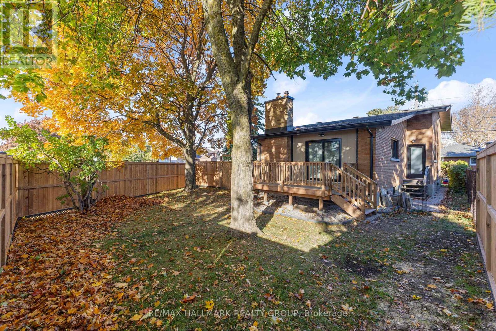 2186 Lenester Avenue, Ottawa, Ontario  K2A 1L4 - Photo 38 - X12543466