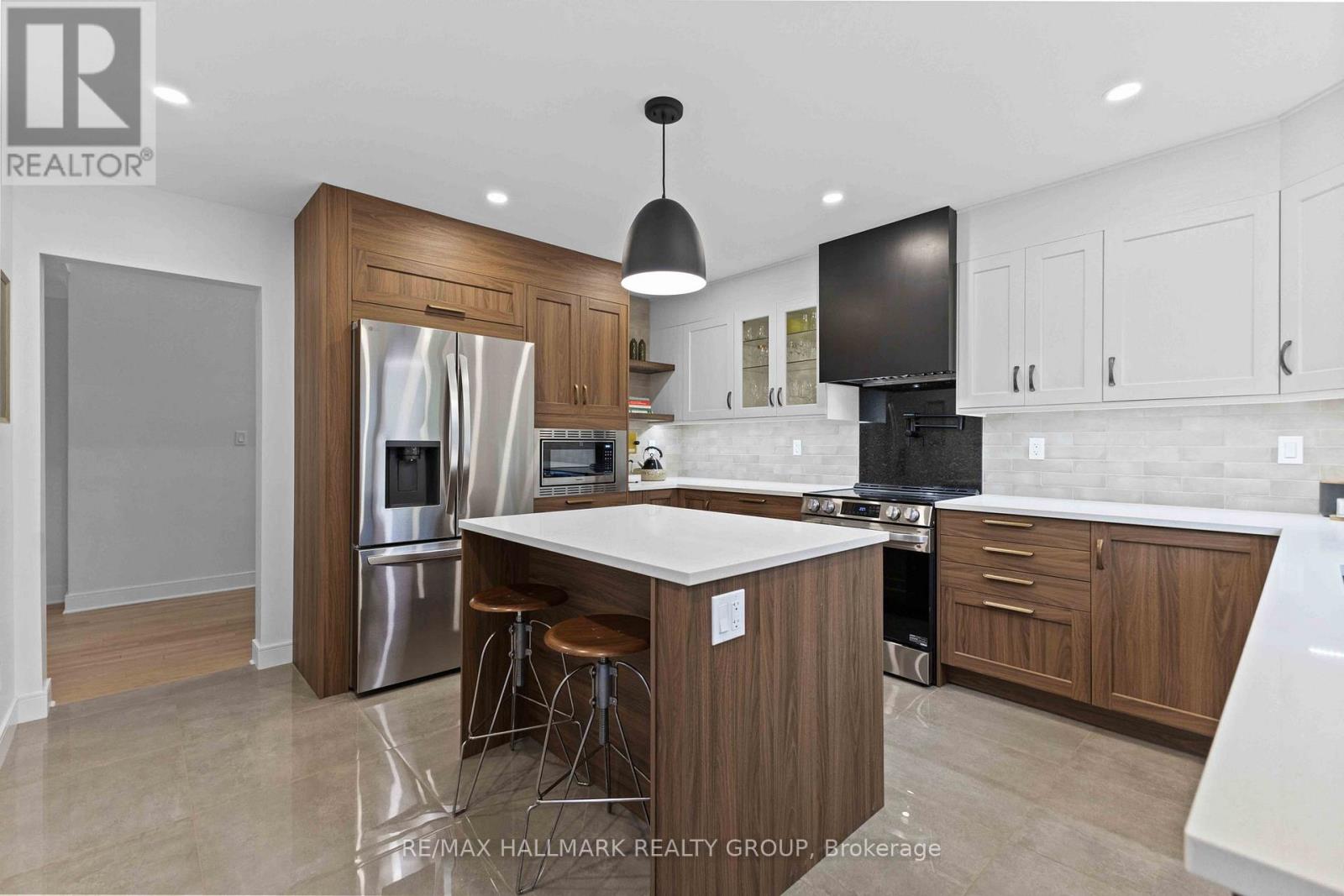 2186 Lenester Avenue, Ottawa, Ontario  K2A 1L4 - Photo 9 - X12543466