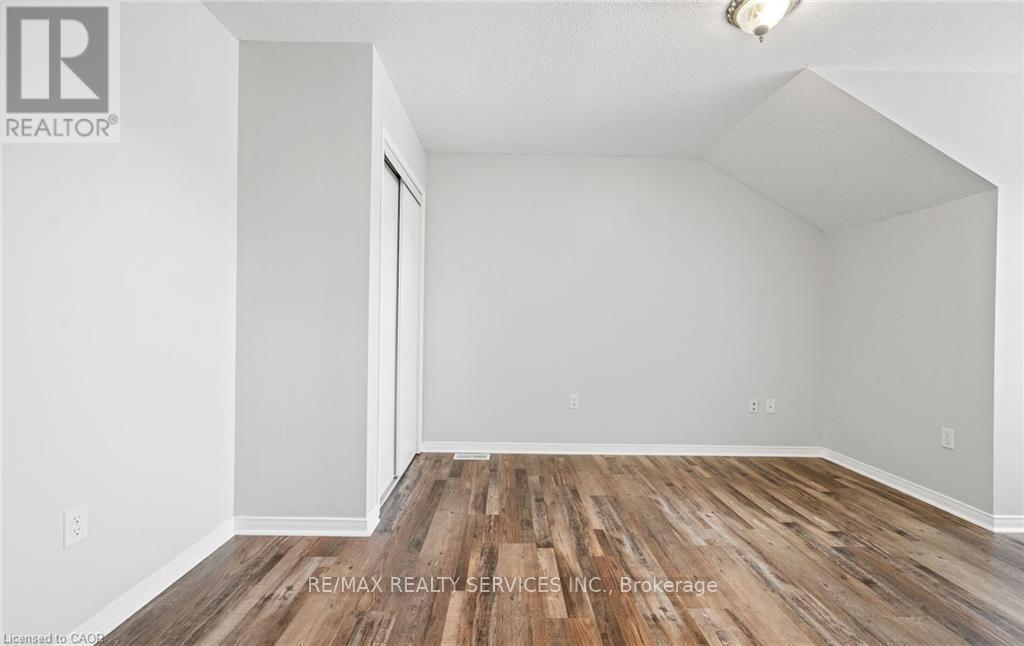 48 Powell Drive, Hamilton, Ontario  L0R 1C0 - Photo 26 - X12543380