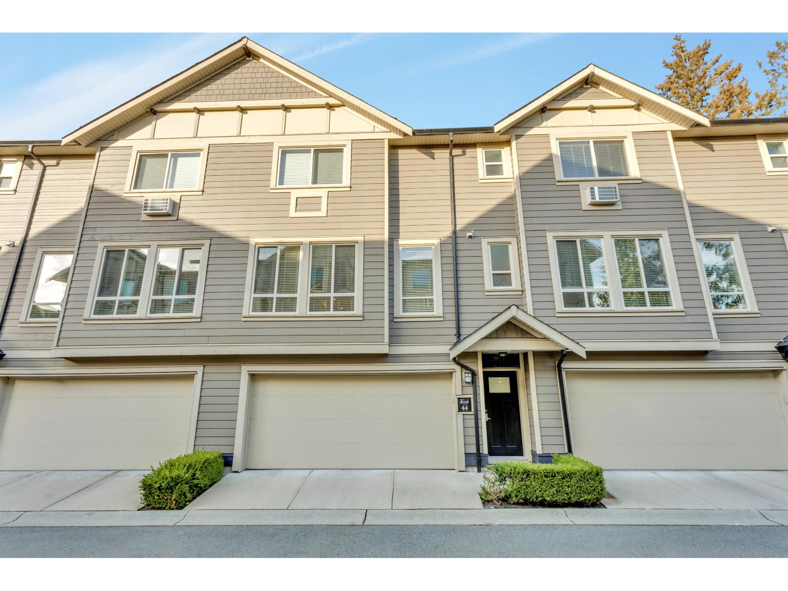 44 19913 70 Avenue, Langley, British Columbia  V2Y 0S9 - Photo 2 - R3067236