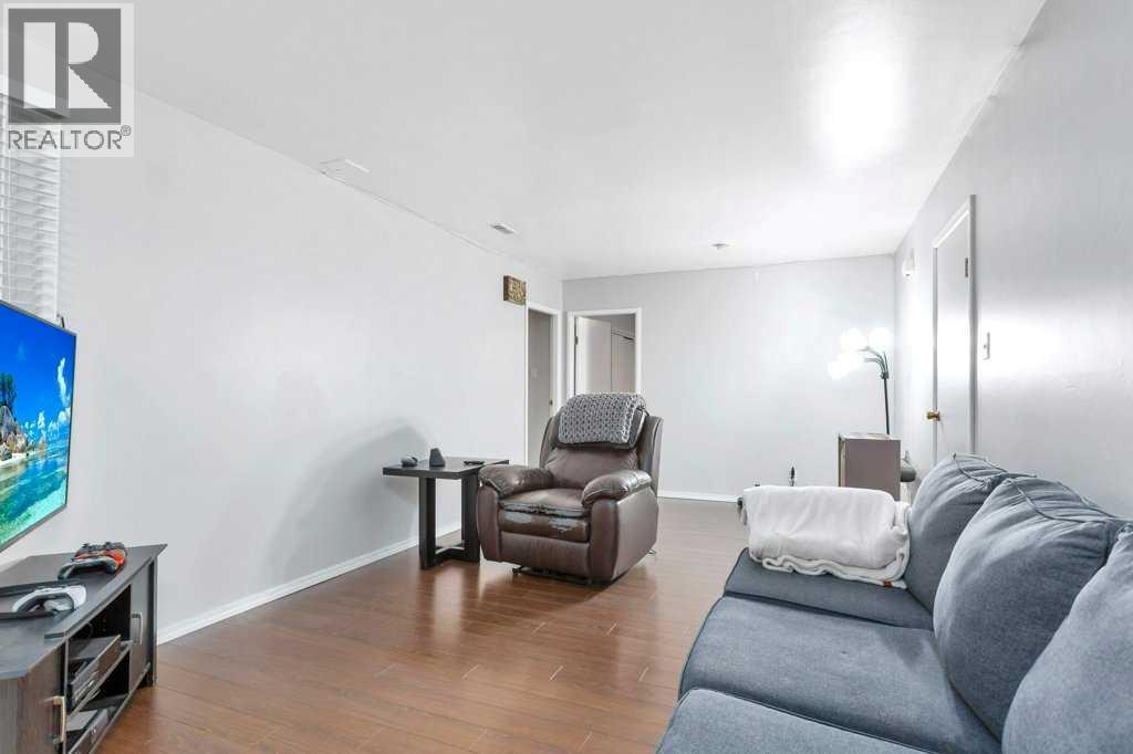 5702 West Park Crescent, Red Deer, Alberta  T4N 1E5 - Photo 34 - A2268137