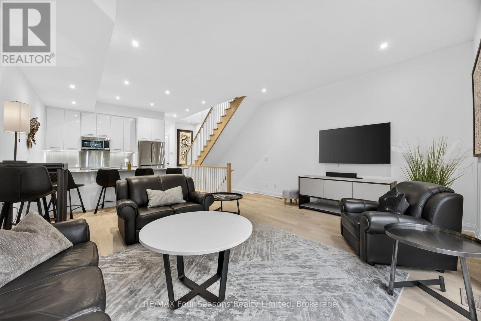 25 Waterview Lane, Blue Mountains, Ontario  N0H 2P0 - Photo 10 - X12543480