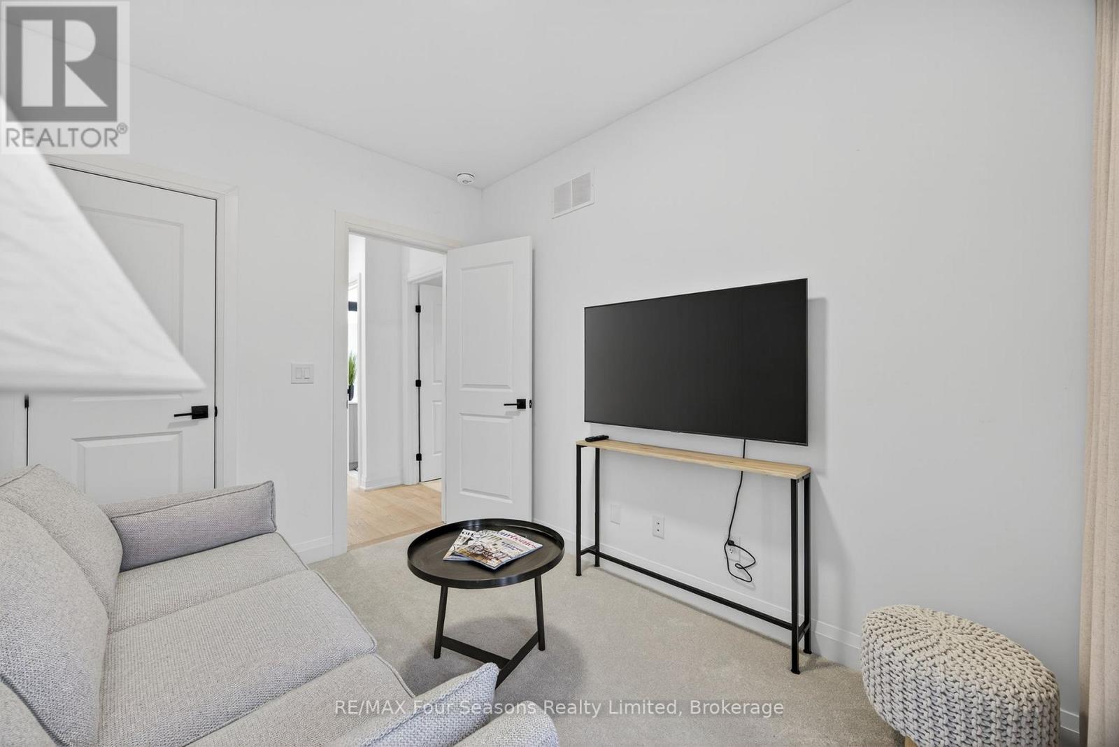 25 Waterview Lane, Blue Mountains, Ontario  N0H 2P0 - Photo 17 - X12543480