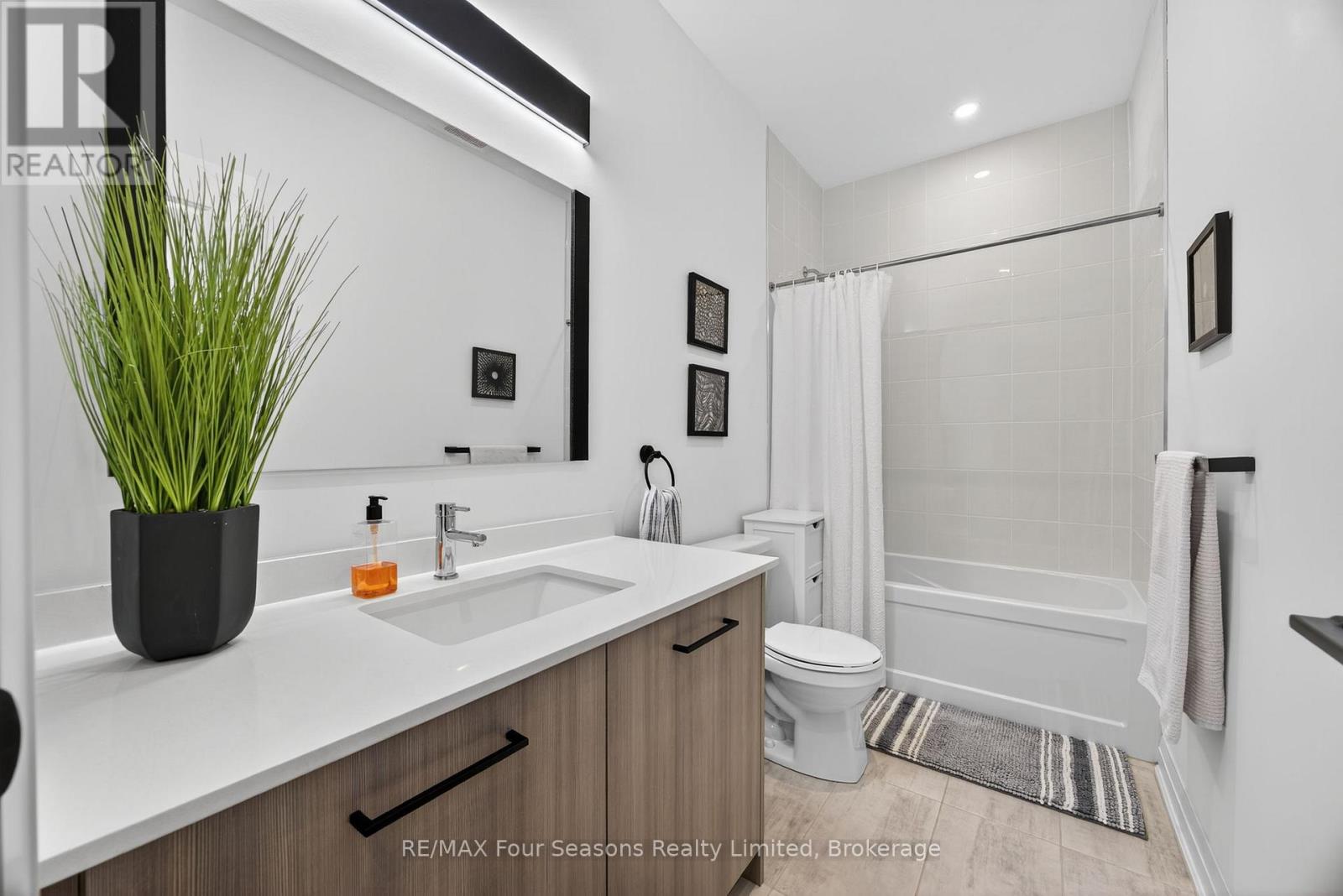 25 Waterview Lane, Blue Mountains, Ontario  N0H 2P0 - Photo 18 - X12543480