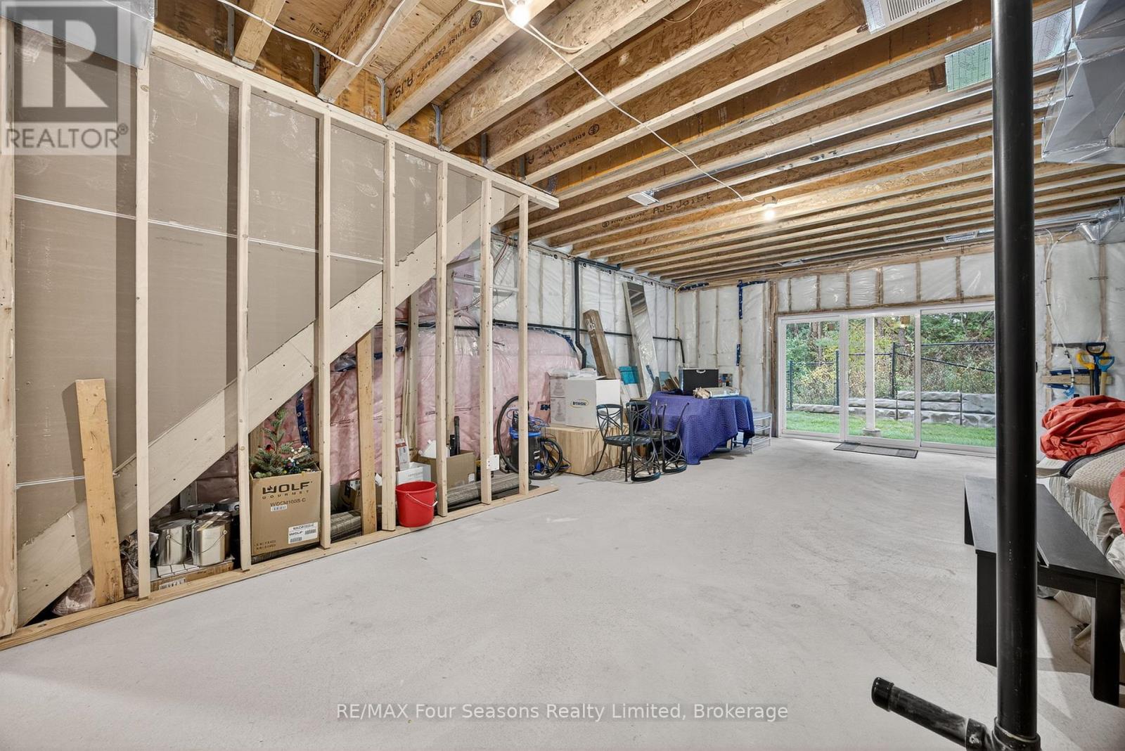 25 Waterview Lane, Blue Mountains, Ontario  N0H 2P0 - Photo 20 - X12543480