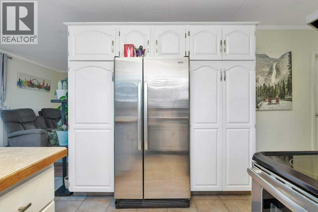 5702 West Park Crescent, Red Deer, Alberta  T4N 1E5 - Photo 17 - A2268137