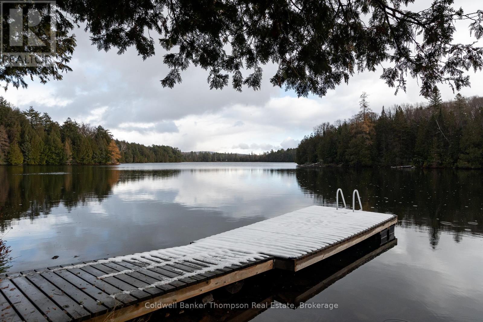 1030 Brooks Lake Road, Lake Of Bays, Ontario P1H 2J6 - Photo 2 - X12543492