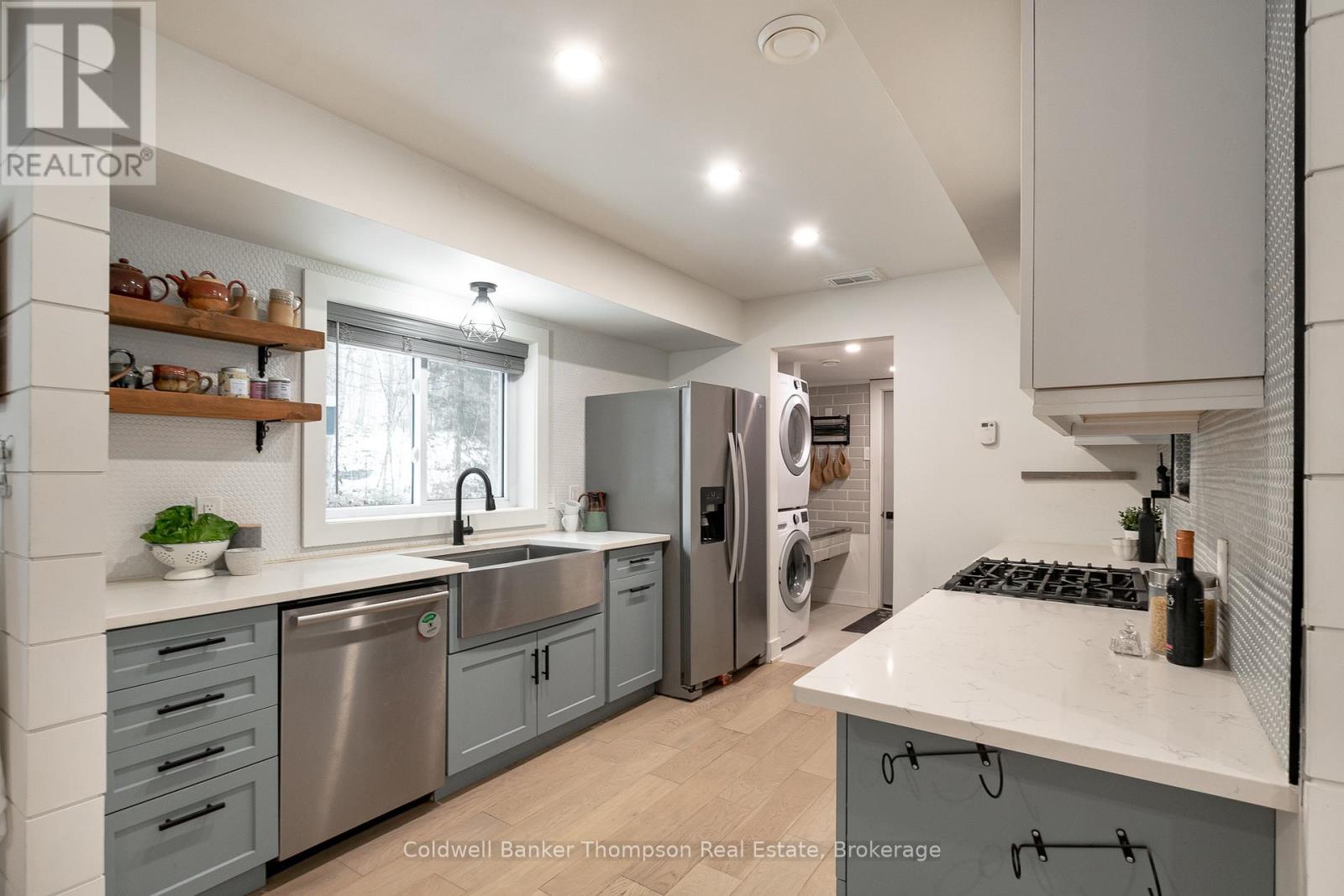 1030 Brooks Lake Road, Lake Of Bays, Ontario P1H 2J6 - Photo 7 - X12543492