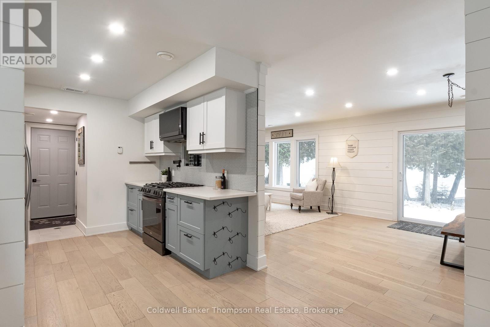 1030 Brooks Lake Road, Lake Of Bays, Ontario P1H 2J6 - Photo 8 - X12543492