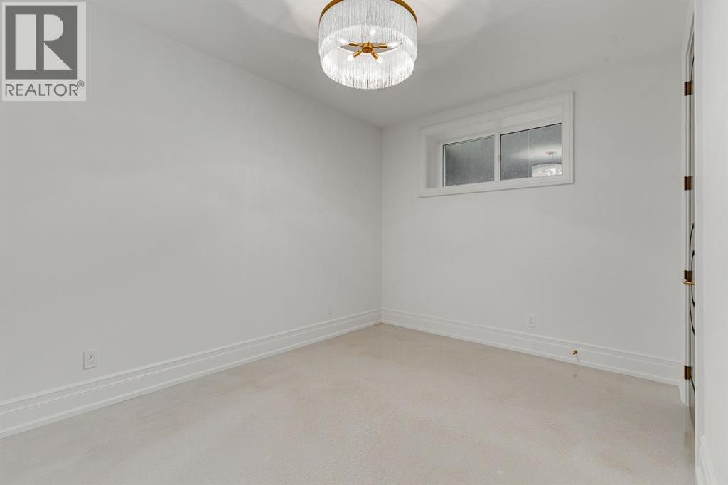 109 Roxboro Road Sw, Calgary, Alberta  T2S 0P9 - Photo 41 - A2261008