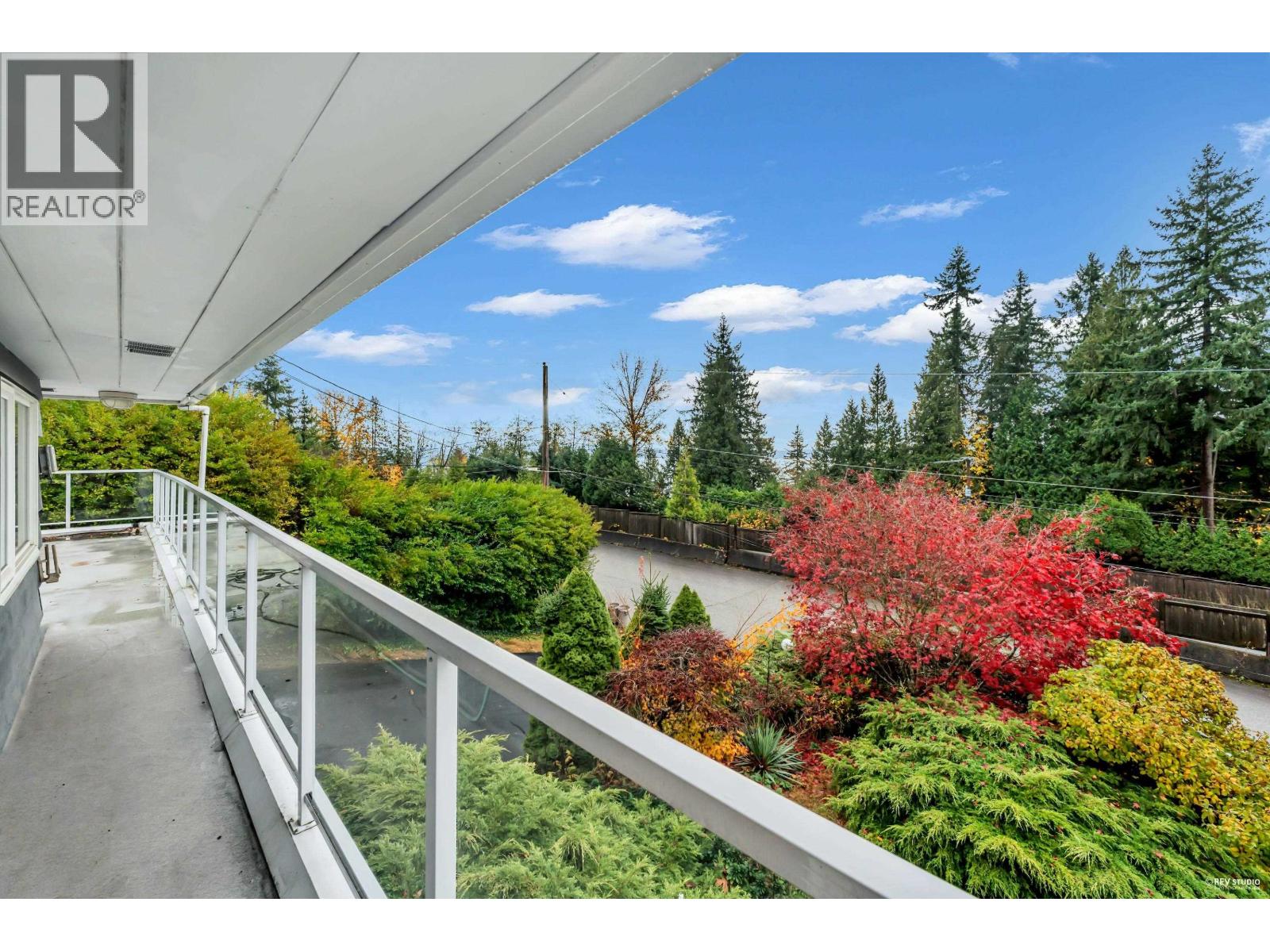 2615 Skilift Place, West Vancouver, British Columbia  V7S 2T6 - Photo 12 - R3067089