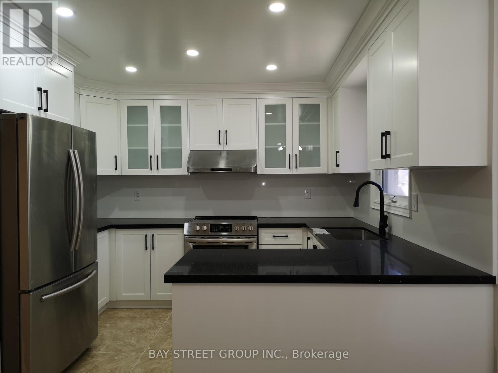 Main - 3 Feltham Road, Markham, Ontario  L3P 6T2 - Photo 12 - N12539850