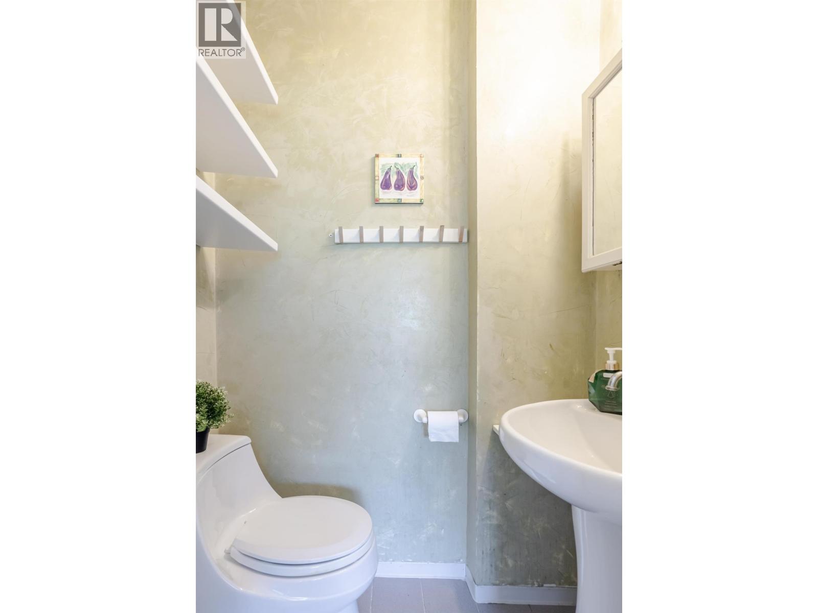 866 W 59th Avenue, Vancouver, British Columbia  V6P 1X7 - Photo 14 - R3067155