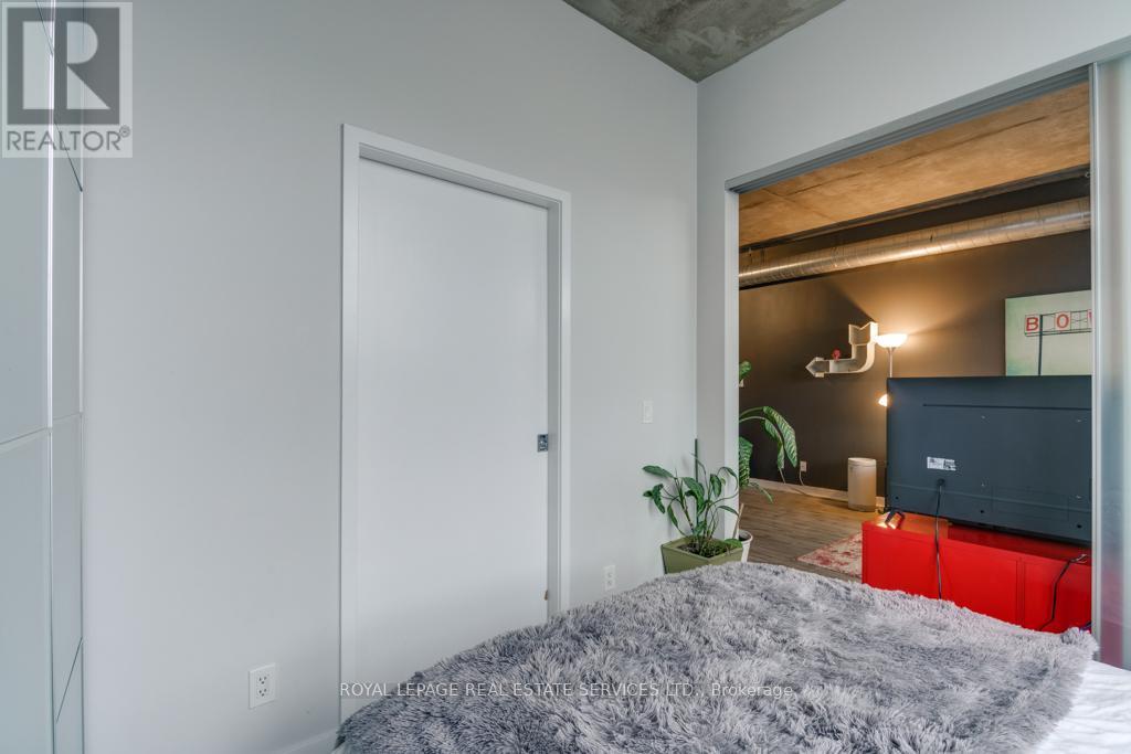 516 - 60 Bathurst Street, Toronto, Ontario  M5V 2P4 - Photo 10 - C12543456