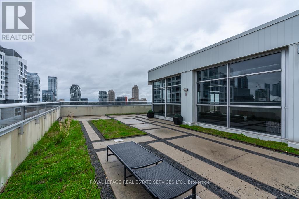 516 - 60 Bathurst Street, Toronto, Ontario  M5V 2P4 - Photo 15 - C12543456