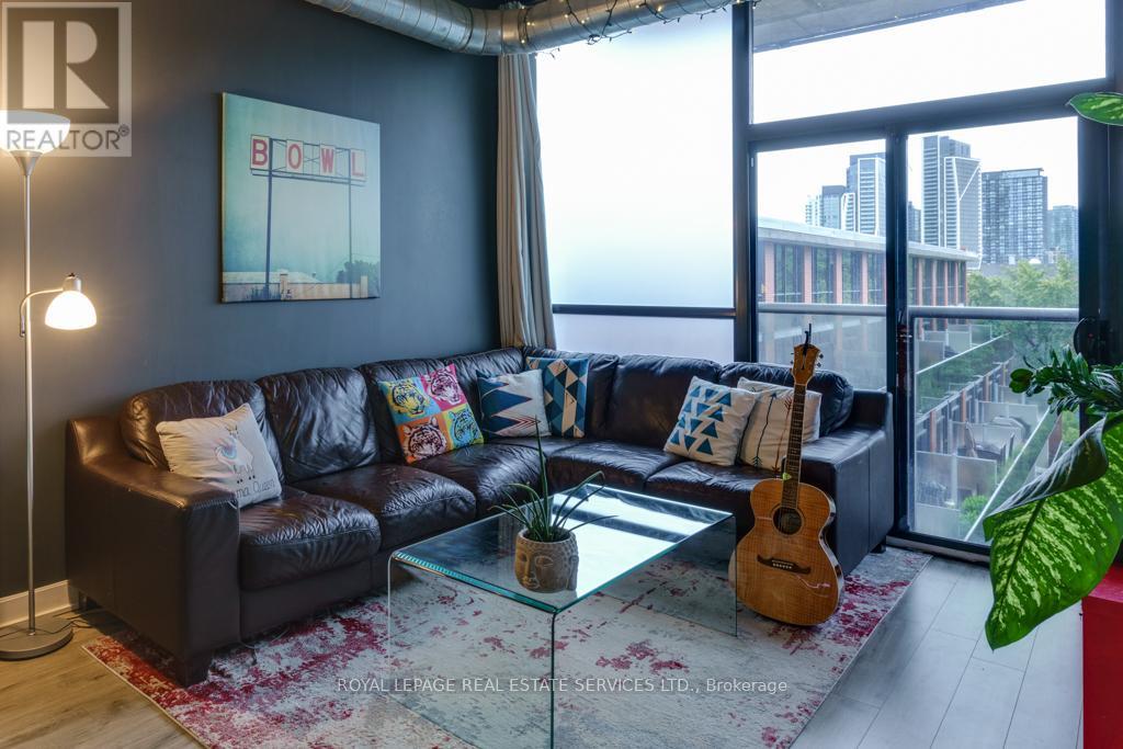 516 - 60 Bathurst Street, Toronto, Ontario  M5V 2P4 - Photo 5 - C12543456