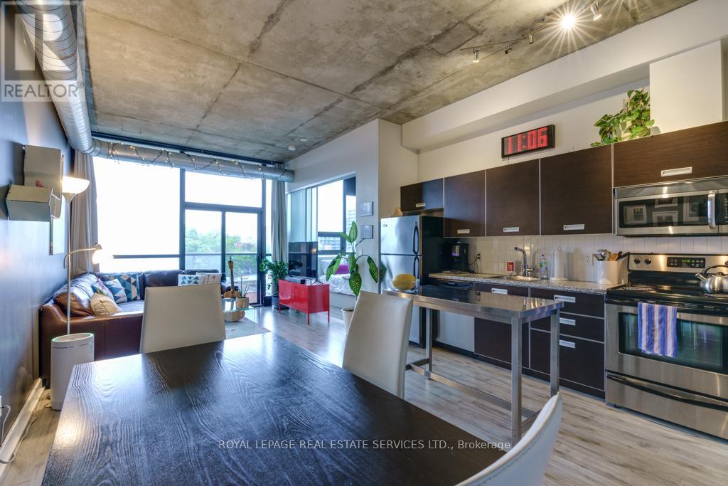 516 - 60 Bathurst Street, Toronto, Ontario  M5V 2P4 - Photo 9 - C12543456