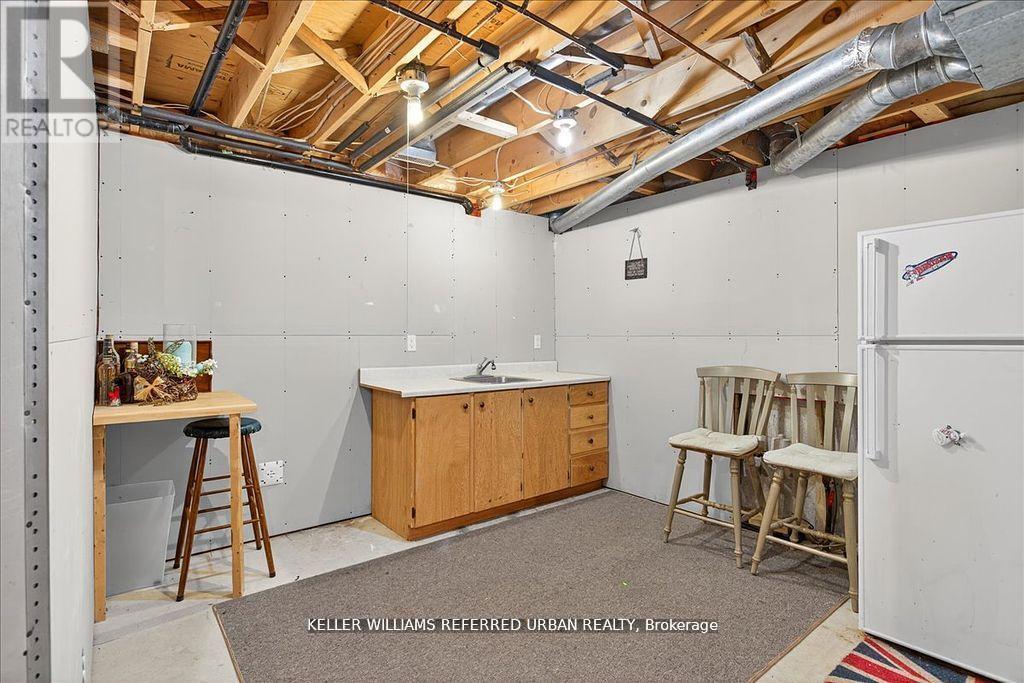 32 Nelson Circle, Newmarket, Ontario  L3X 1R1 - Photo 35 - N12543474