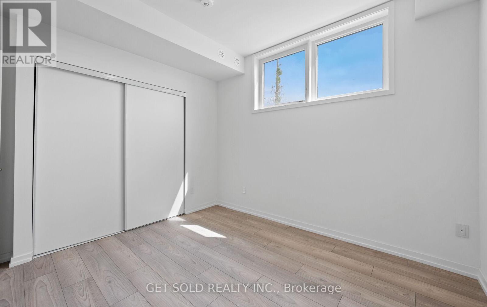 18 - 18 Lytham Green Circle, Newmarket, Ontario  L3Y 0H4 - Photo 15 - N12543498