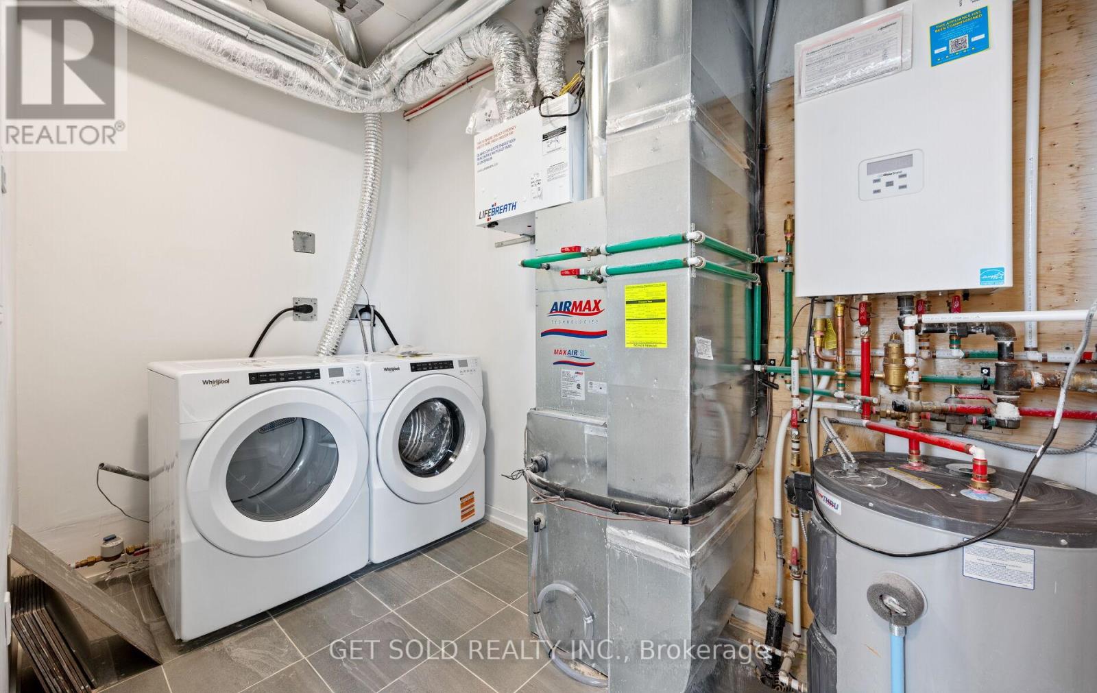 18 - 18 Lytham Green Circle, Newmarket, Ontario  L3Y 0H4 - Photo 20 - N12543498