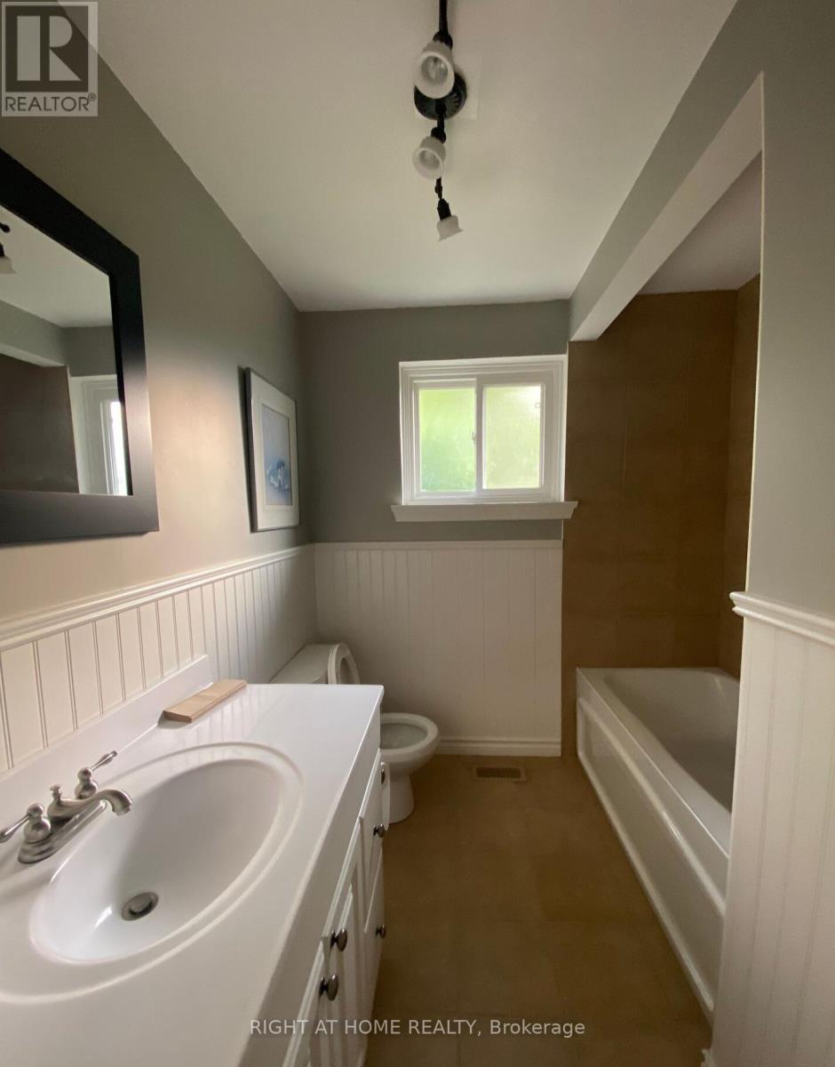 38 Main Street N, Uxbridge, Ontario L9P 1J7 - Photo 7 - N12543506