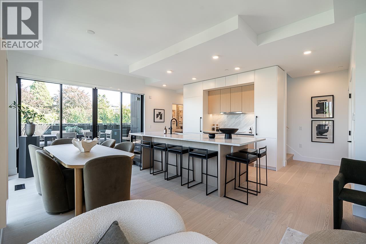 202 539 W 28TH AVENUE, Vancouver, British Columbia