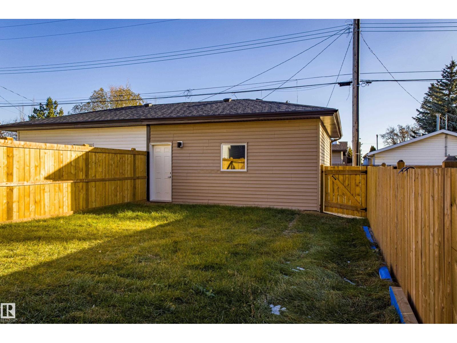 9811 155 St Nw, Edmonton, Alberta  T5P 2L1 - Photo 35 - E4442368