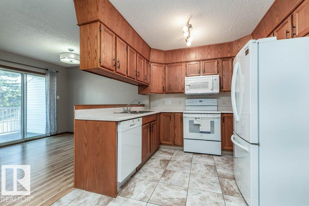 #44 2 Georgian Wy, Sherwood Park, Alberta  T8A 5K3 - Photo 5 - E4465665